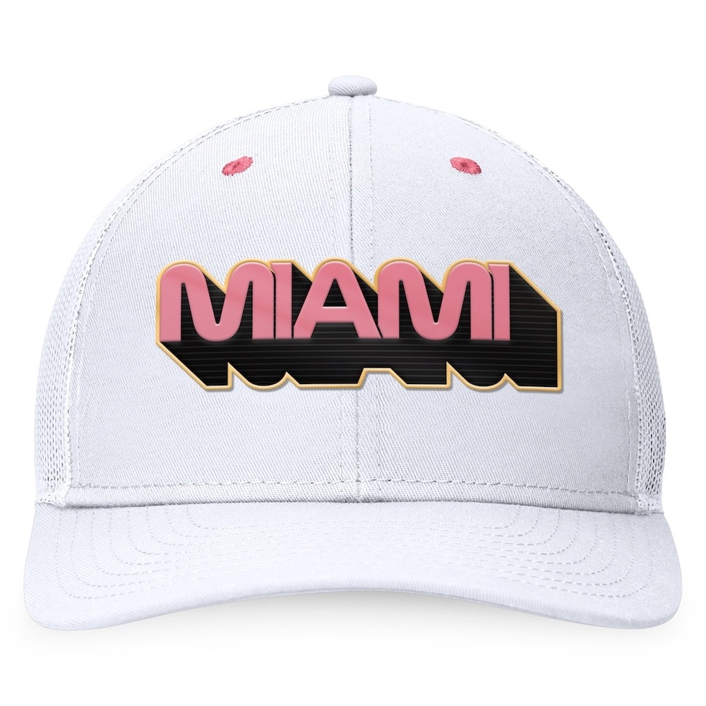 Formula One Miami Snapback Adjustable Fit Mesh Back Trucker Cap Hat NEW!